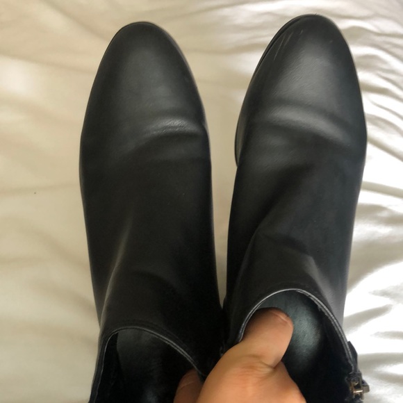 Mossimo Black Ankle Booties - Picture 2 of 4